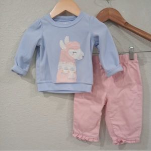 Carter’s Baby Q Girls Sz 6-9M Llama Fleece Sweater & Ruffle Pants